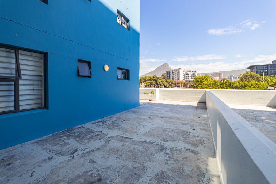 2 Bedroom Property for Sale in Zonnebloem Western Cape